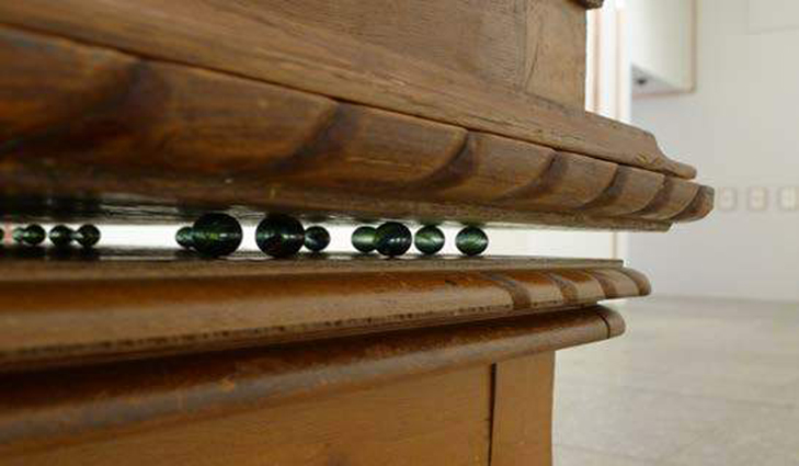 Les propostes de Fermín Jiménez Landa i Escif qüestionen l\'espai de la galeria pazYcomedias