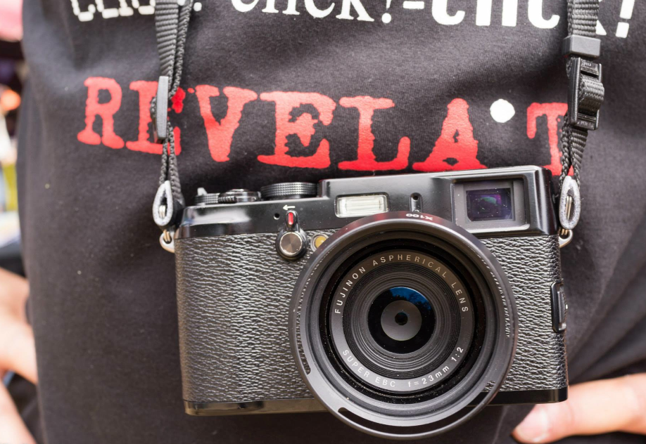 El festival Revela\'t celebra el bon estat de la fotografia analògica
