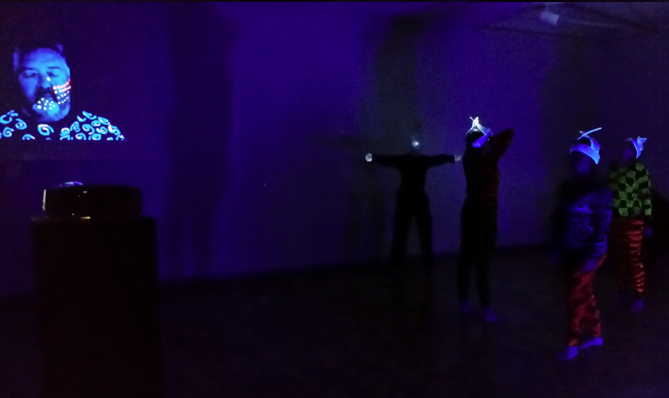 Antonio Asensio presenta el projecte Il·luminats a la Facultat de Belles Arts