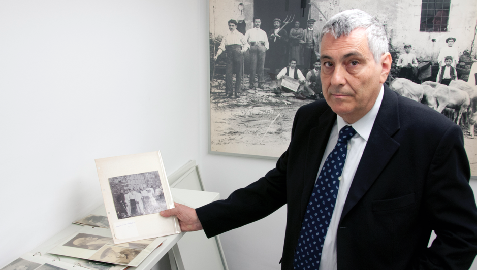 Manuel Lobo cedeix el seu fons fotogràfic a la Diputació