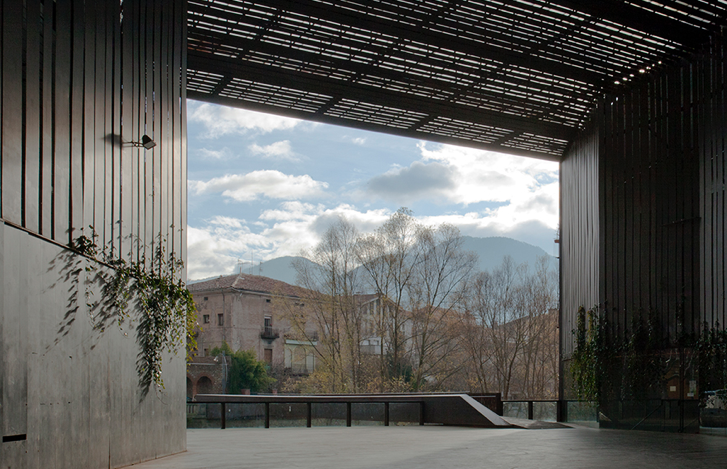 El Palau Robert exposa la creativitat compartida de RCR Arquitectes