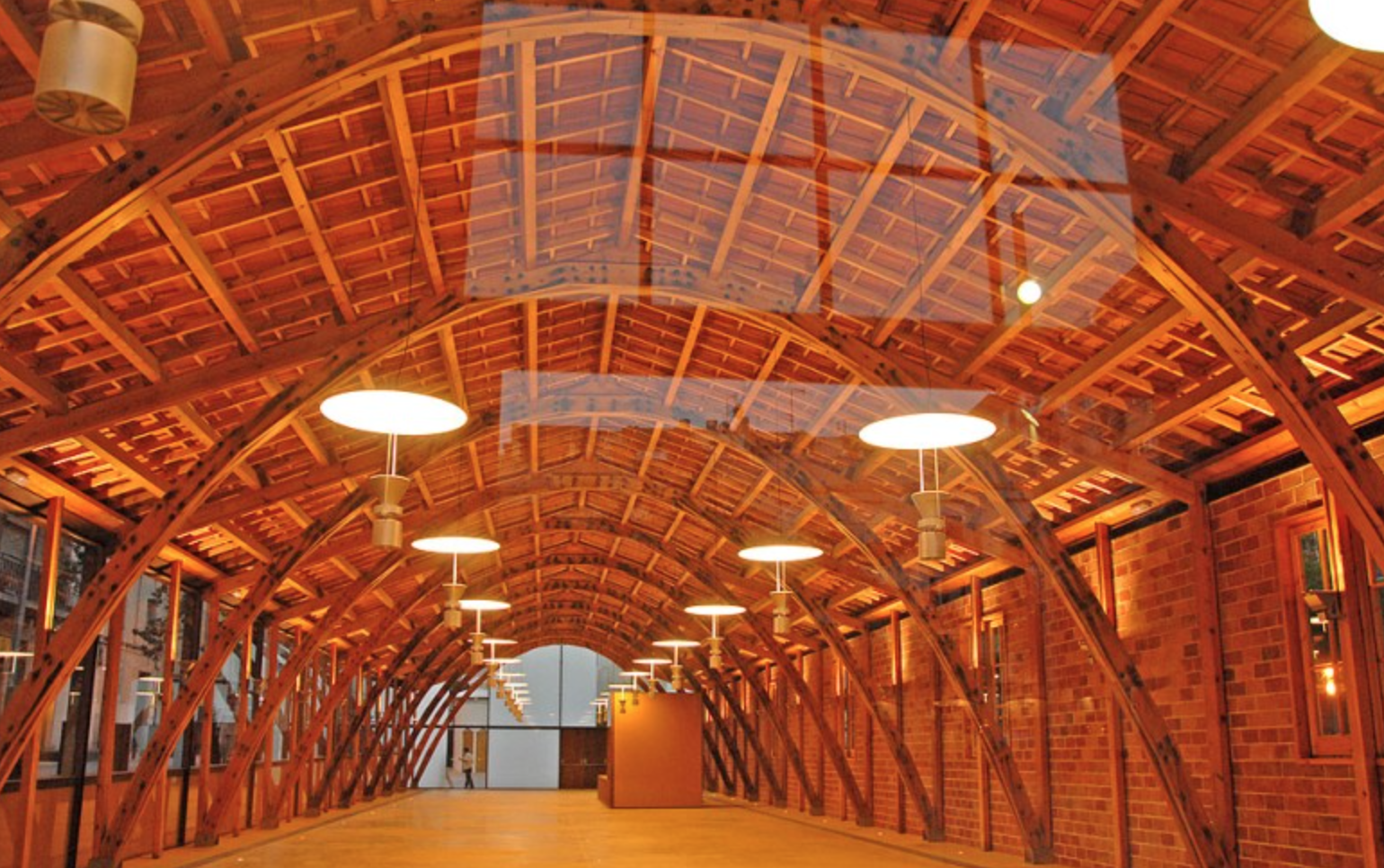 La Nau Gaudí inaugura l\'exposició col·lectiva \