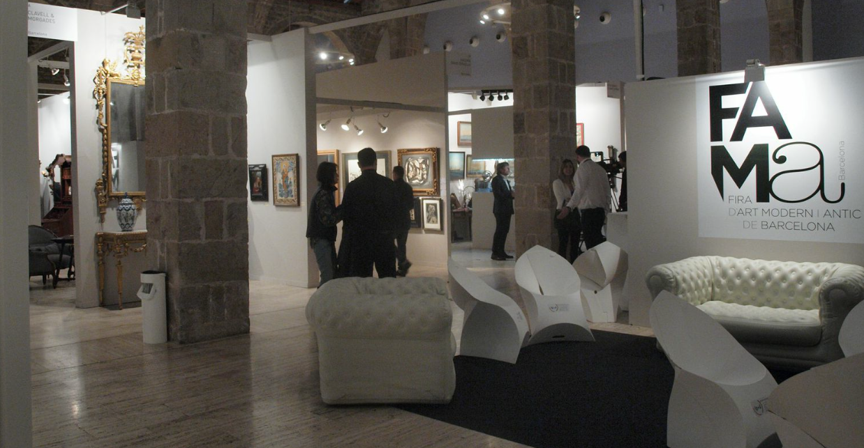 Inaugurada la Fira d\'Art Modern i Antic (FAMA) a les Drassanes