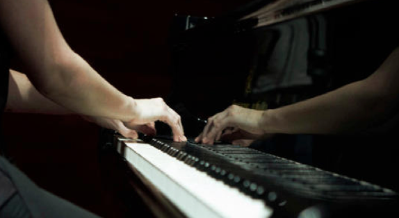 “An Hour For Piano” de Tom Johnson a la Fundació Tàpies