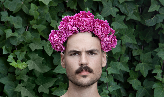 “Homes coronats” de Marta Pujades a Es Baluard