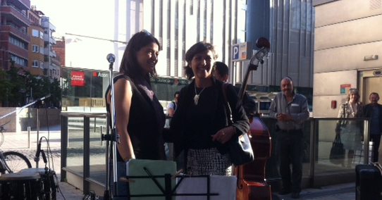 Joies i escultures de Fili Plaza a la Botiga Artdènia