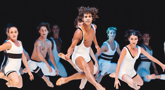 “Festival Castell de Peralada en dansa” del fotògraf Josep Aznar al Palau Robert