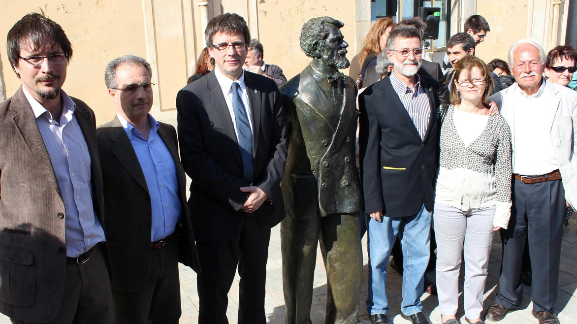 Girona inaugura una escultura dedica al doctor Laureà Dalmau i i Pla