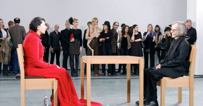 El MNAC i la Filmoteca projecten “Maria Abramovic: The Artist is present”