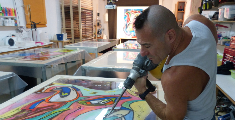 El dj Guru Josh presentarà la seva col·lecció d’art a la Galeria Arte10 