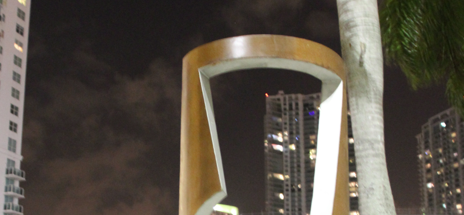 Escultura d\'Emili Armengol al Riverwalk