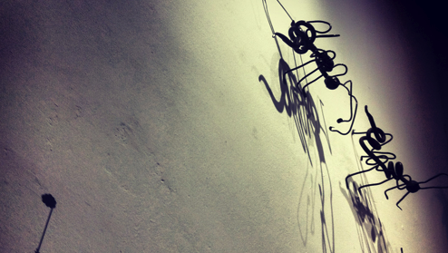 Instal·lació organitzada per Art Deal Project a Iorana BCN