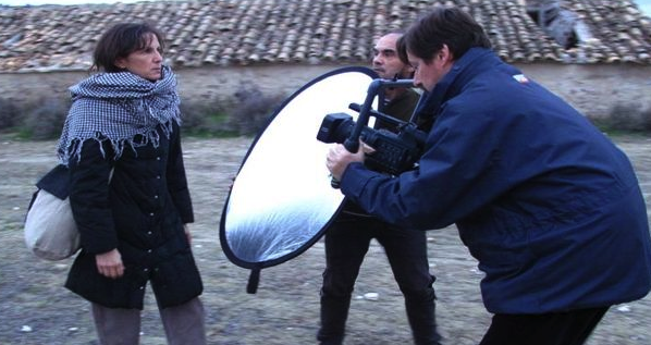 El Museu del Suro projecta “Oferiu flors als rebels”