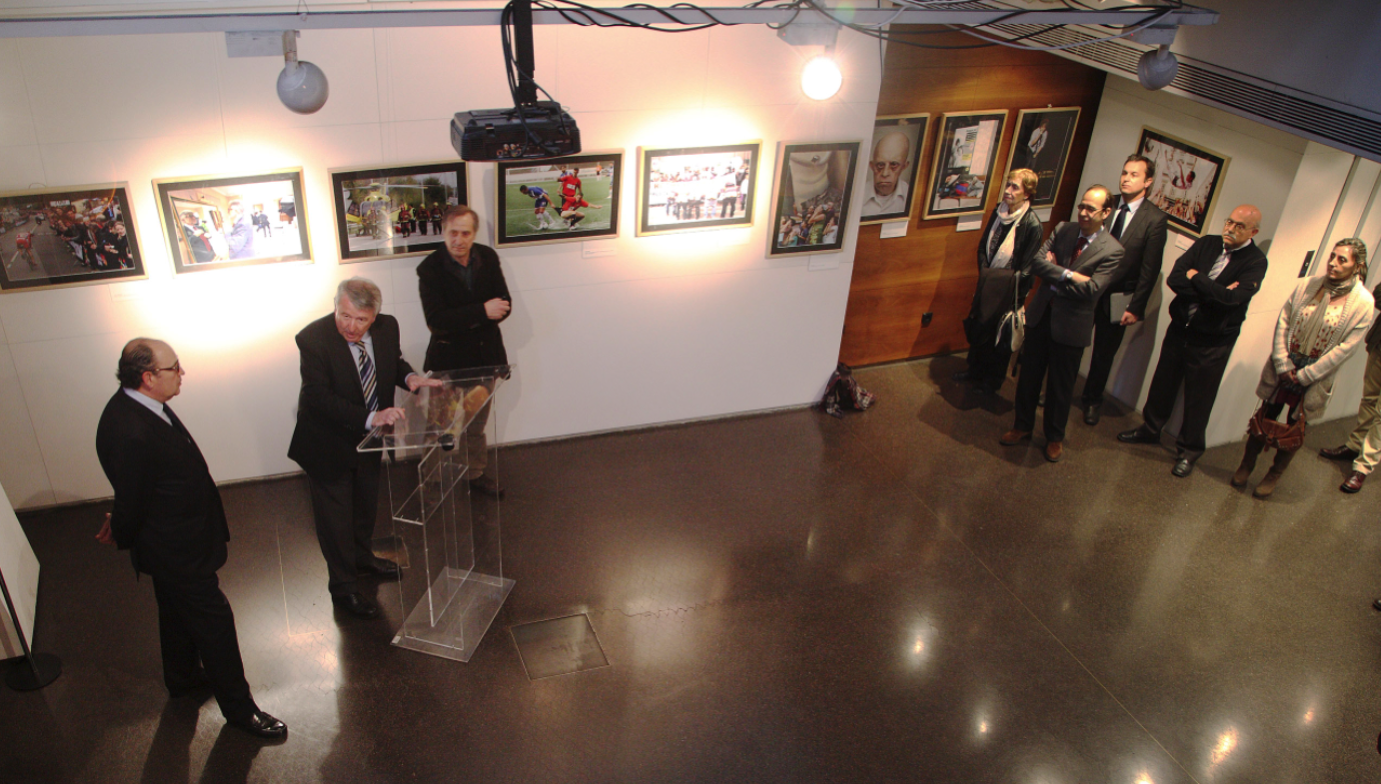 Inauguració de la Mostra de Fotoperiodistes Girona 2012 al Centre Blanquerna