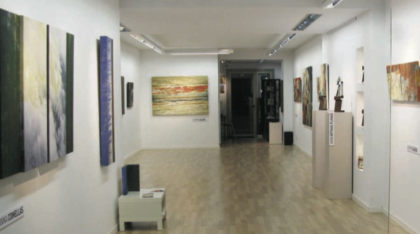 Col·lectiva d\'artistes de la galeria a Espai G d\'Art