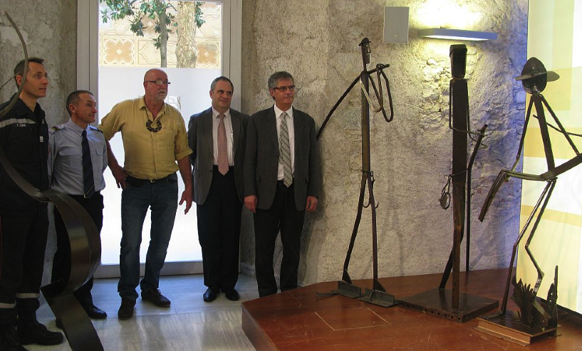 Xavier Raventós fa donació de 4 escultures als bombers