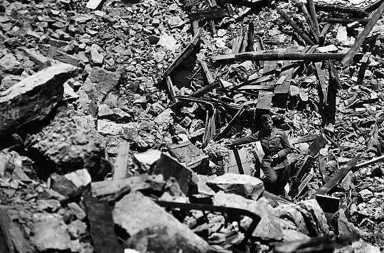 La Legió Còndor al pati d\'armes del Castell de Montjuïc