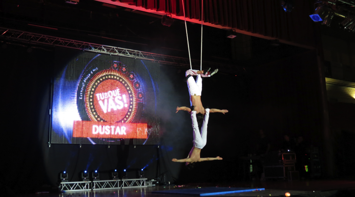 Dustar guanya el Concurs d’habilitats artístiques del Carnaval de Platja d’Aro