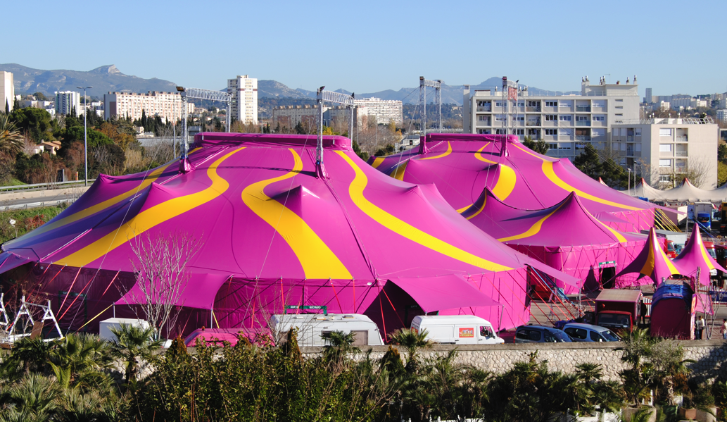 El Festival Internacional del Circ omplirà de carpes el recinte firal