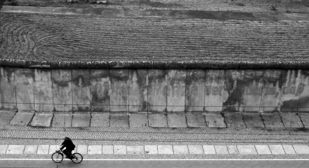 Reobre l’Accés amb fotografies d’Eva Brunner