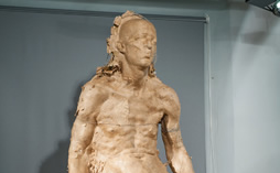 El MEAM adquireix una escultura de Gwiaza
