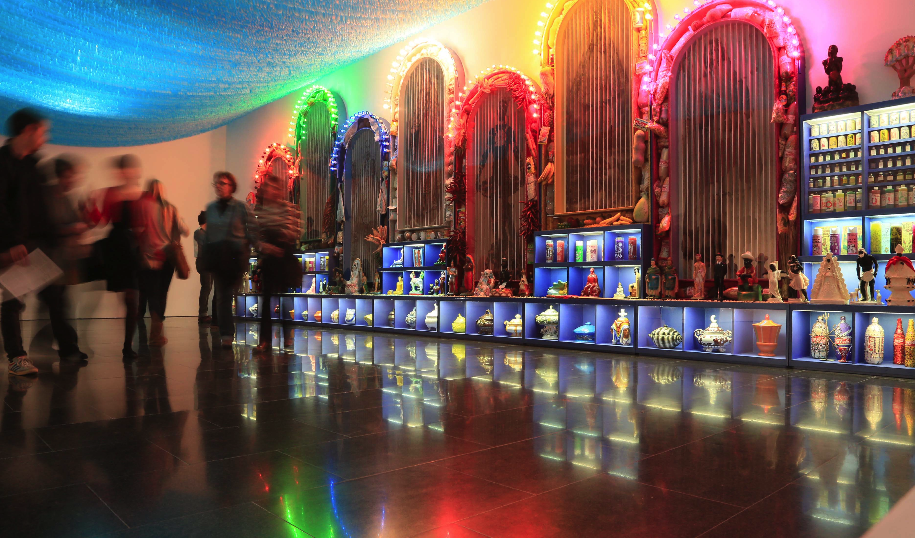 Per Nadal, MACBA dia i nit