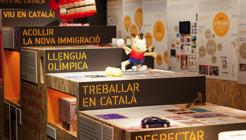 Taula rodona “Llengua i empresa: reptes de futur”, al Palau Robert