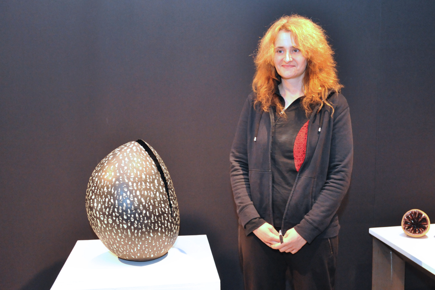 Nuri Negre guanya el primer premi de la Biennal de Ceràmica Angelina Alós