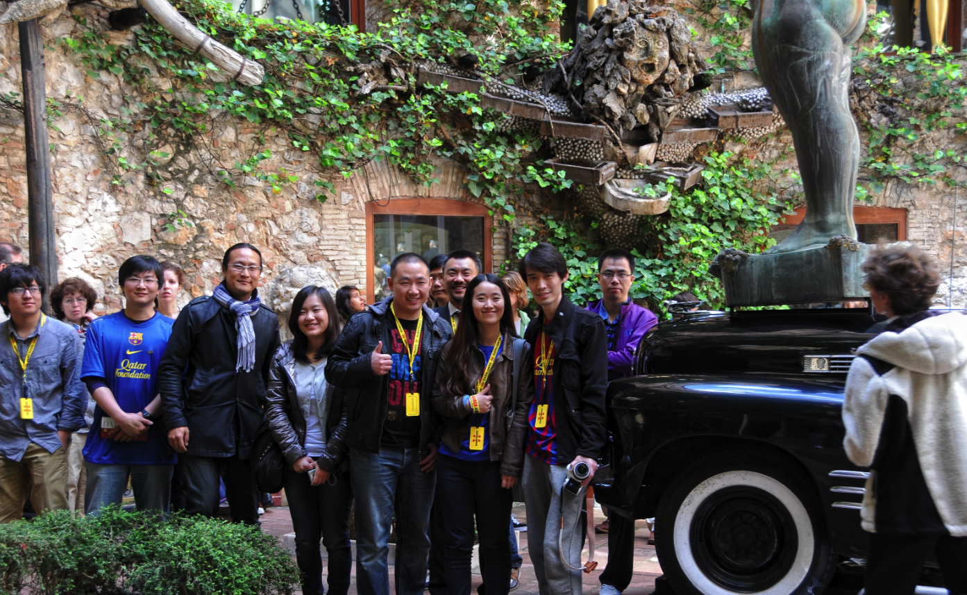 Seguidors xinesos del Barça visiten el Museu Dalí i la Costa Brava