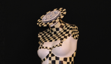 Lola Orato presenta \