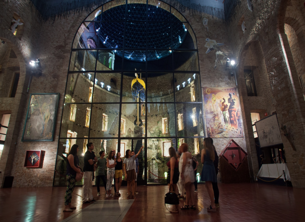 The Dalí Theatre-Museum reopens at night