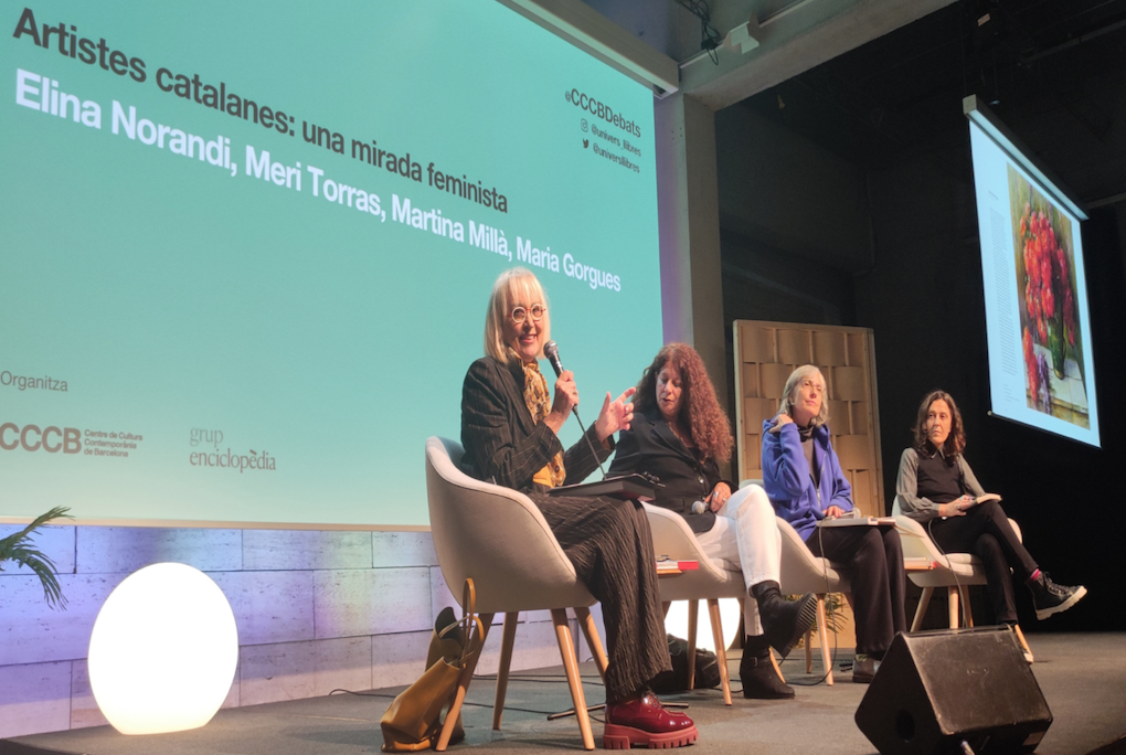 Debate sobre "Artistas catalanas: una mirada feminista" en el CCCB
