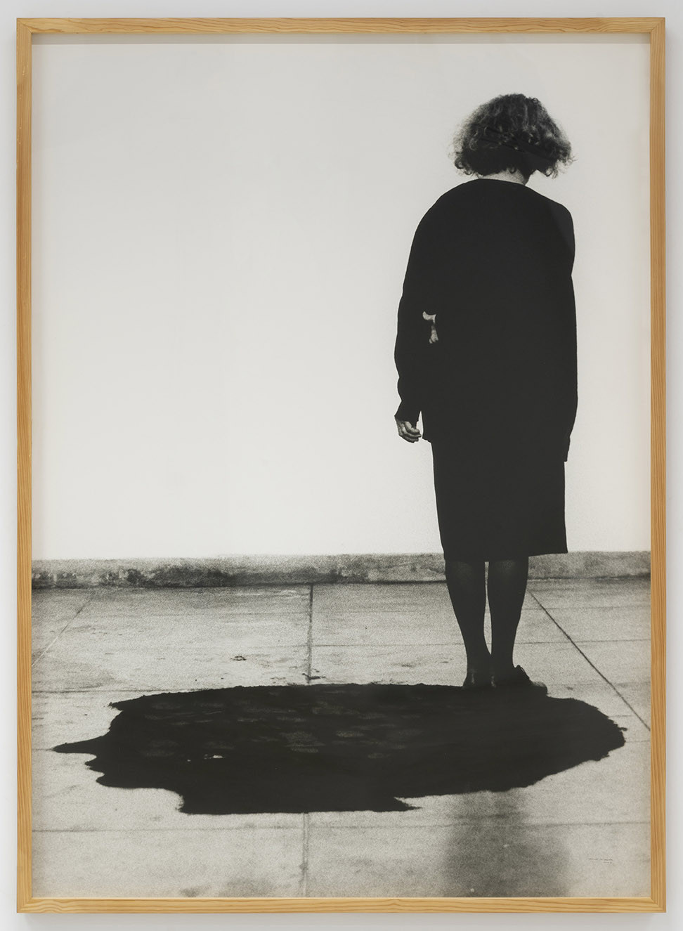 Helena Almeida transforma la mirada con cuerpo y gesto en Prats Nogueras Blanchard