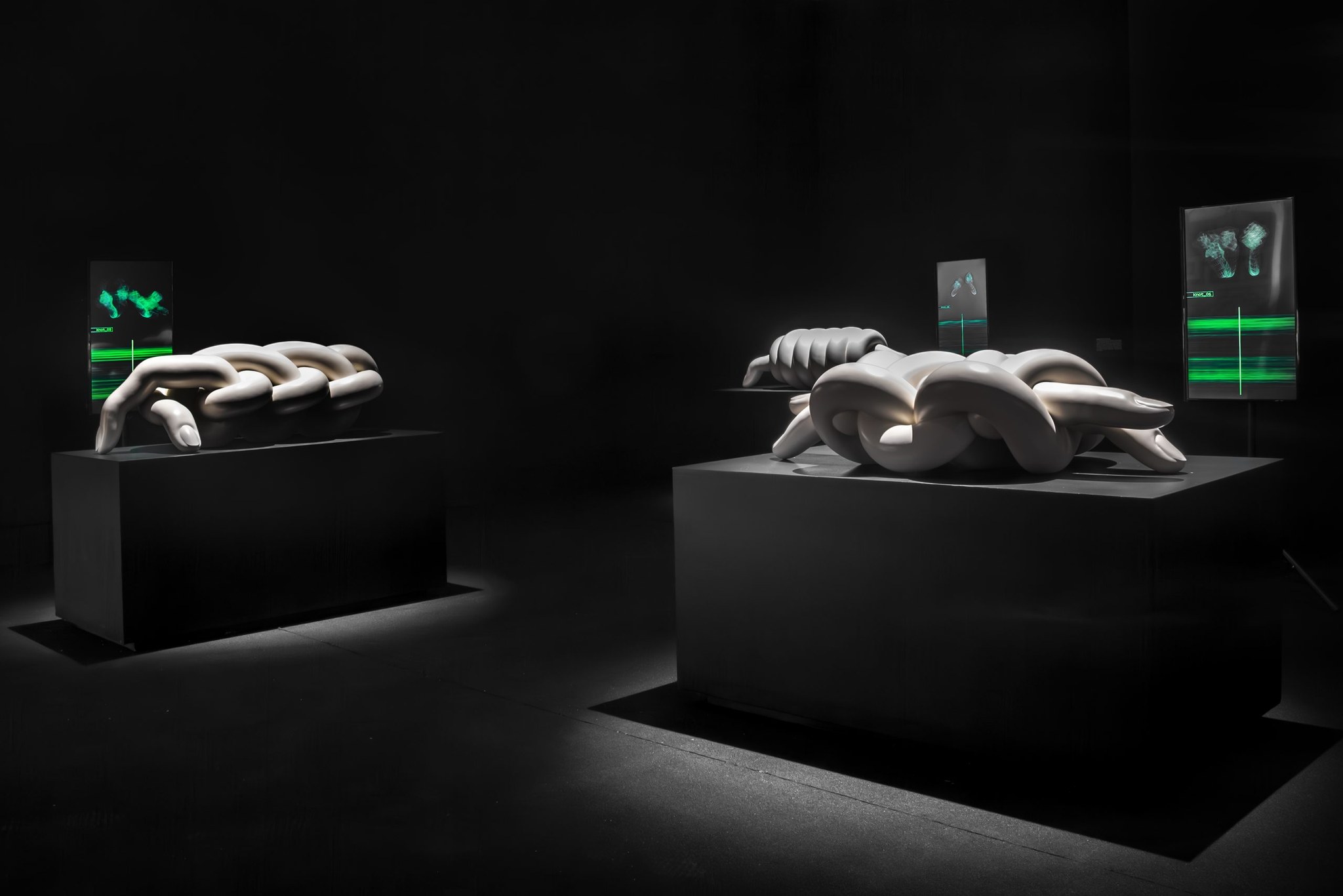 En el hilo de la noche, la trama del mundo. Cruces entre cuerpo, materia y mito en el MARCO