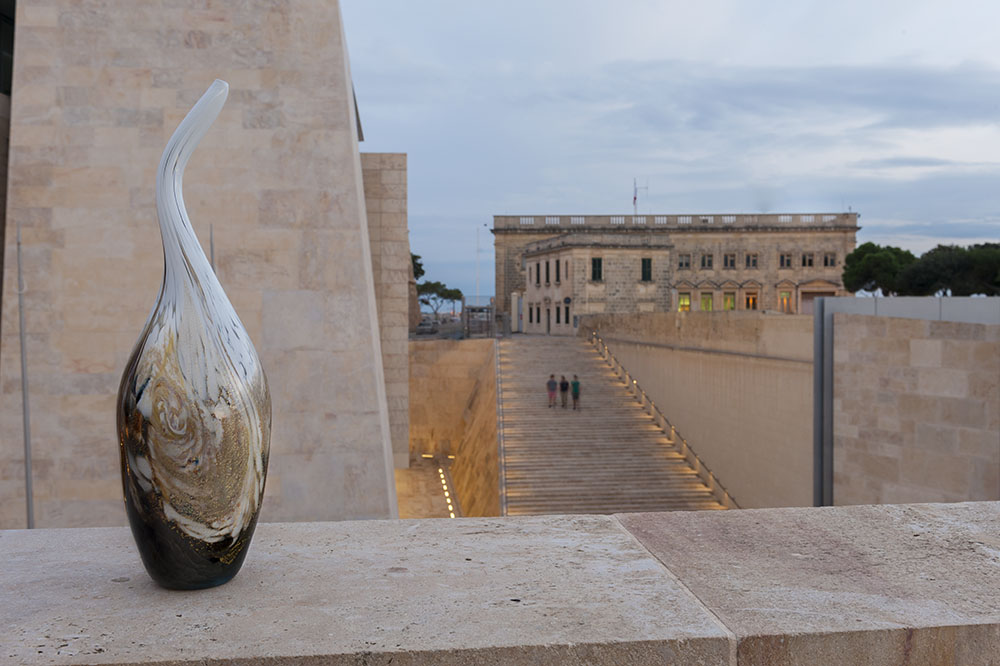 Malta Biennale 2026, tallando el futuro desde la piedra y la memoria