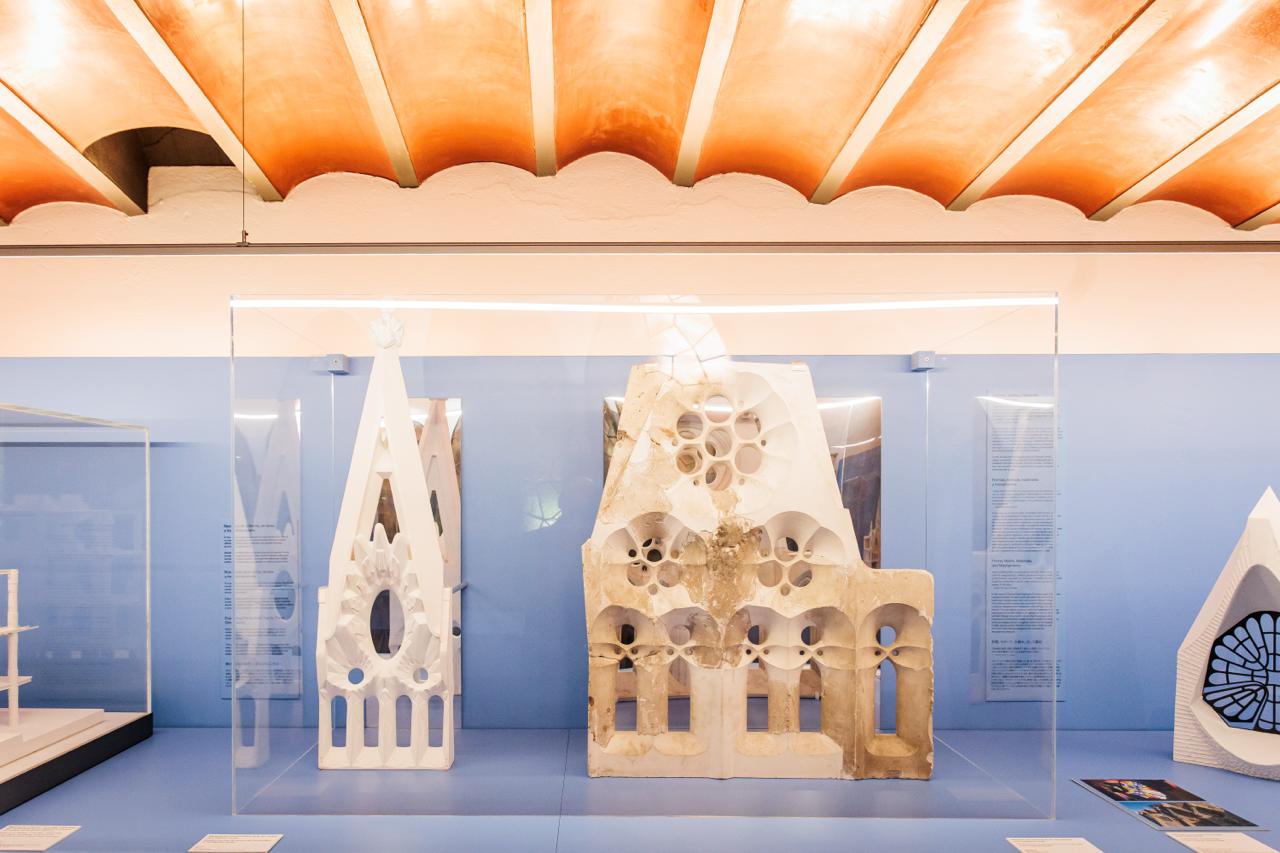 Gaudí i les finestres del futur al Palau Güell