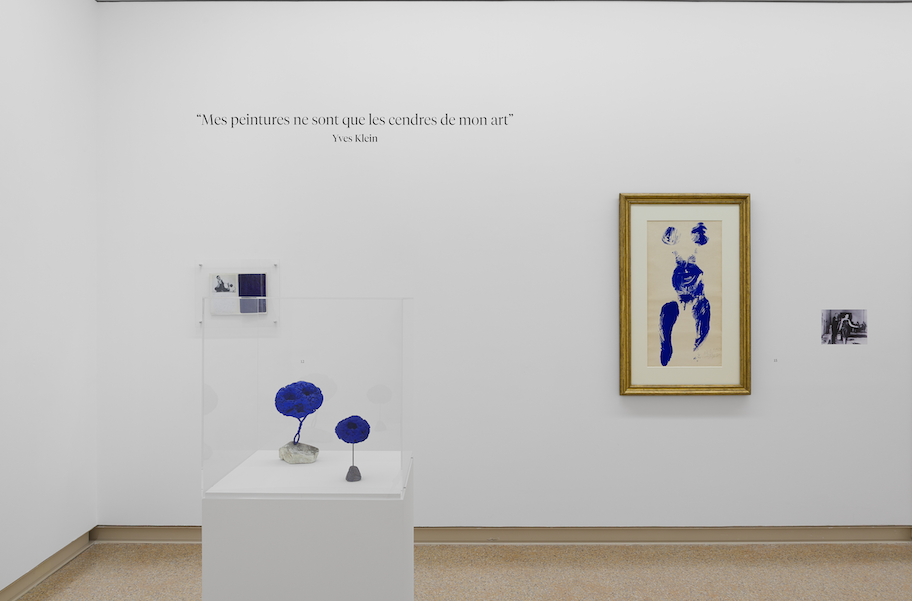 Yves Klein en Palma con un viaje hacia el infinito del color 