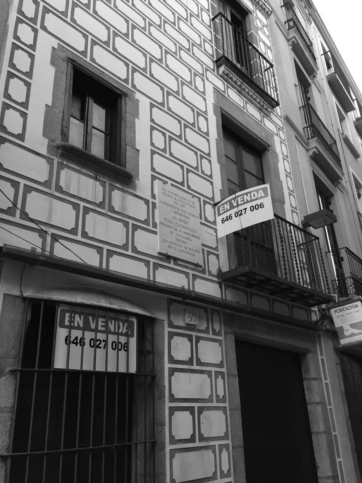 Decepção com a venda da casa onde nasceu Josep Puig i Cadafalch, em Mataró.