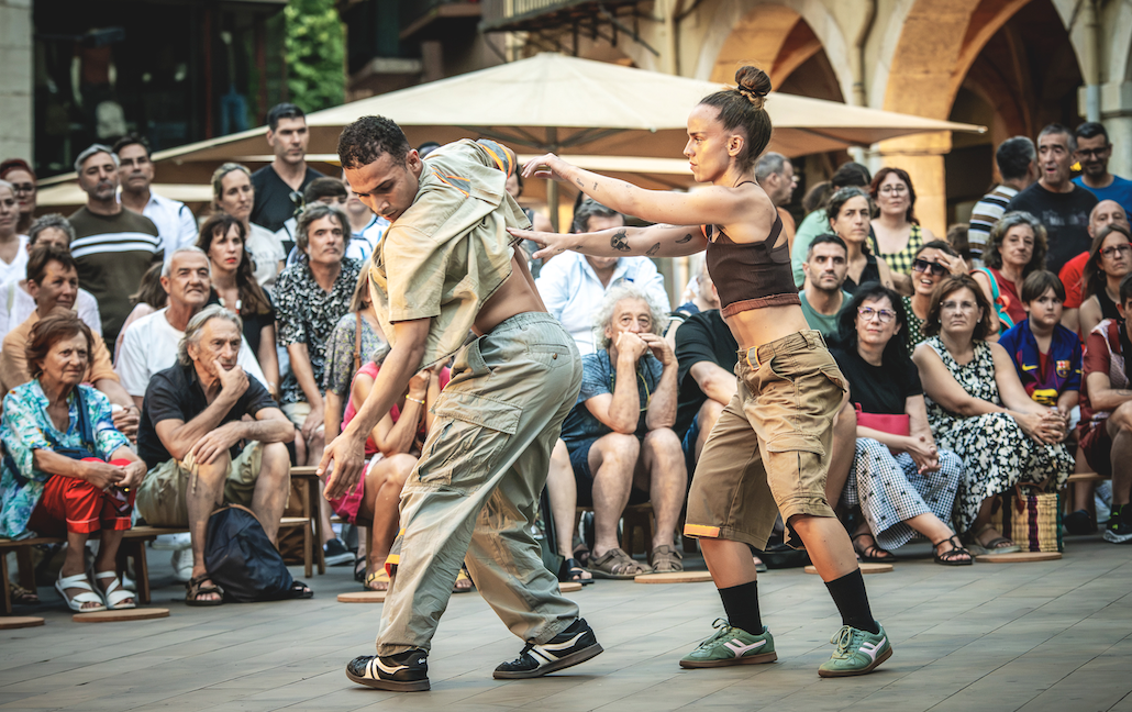 Figueres es MOU tanca una 13a edició d’èxit i consolida l’espai públic com a gran escenari de dansa