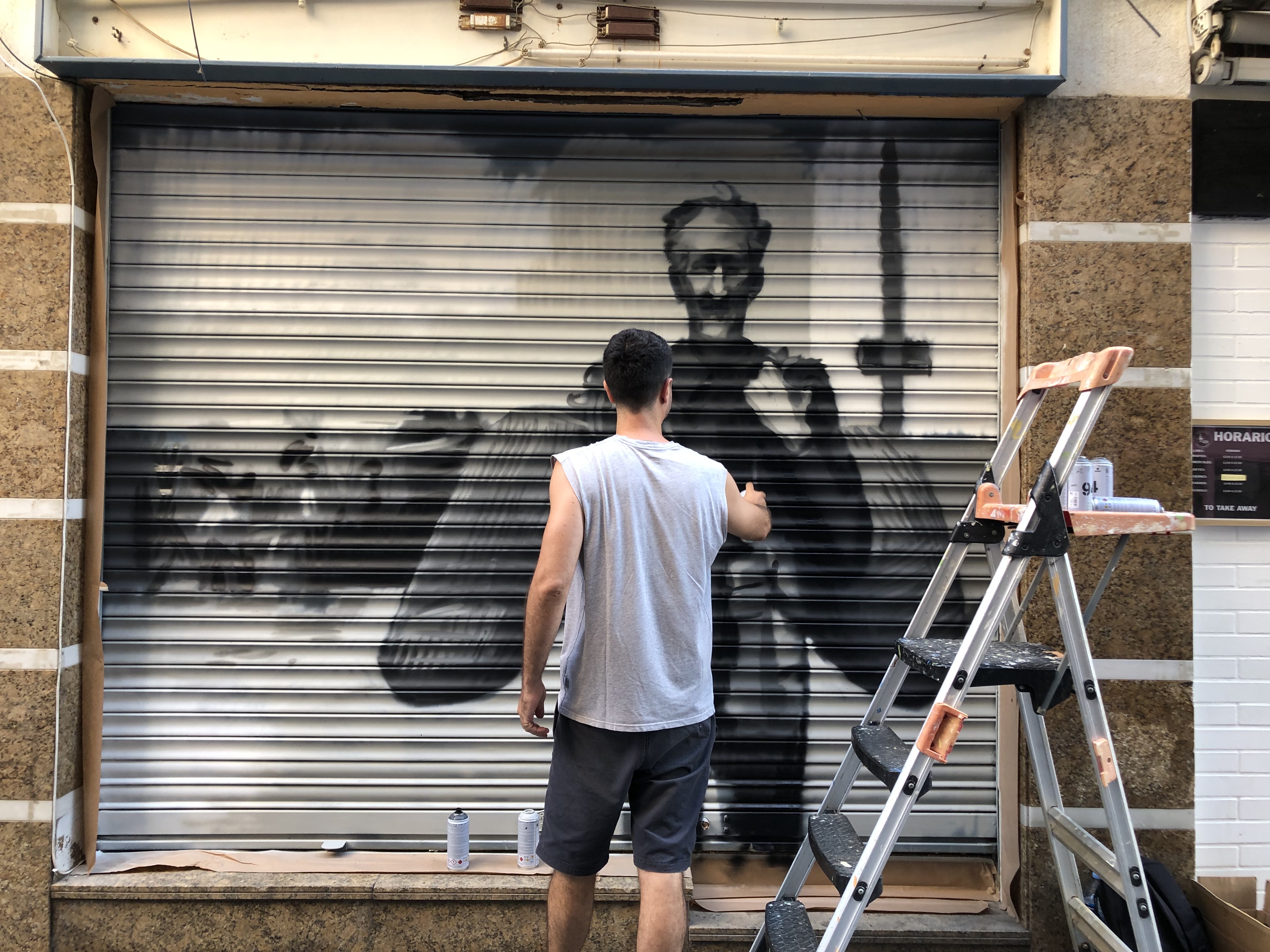 Roses reivindica la seva memòria pesquera amb murals artístics