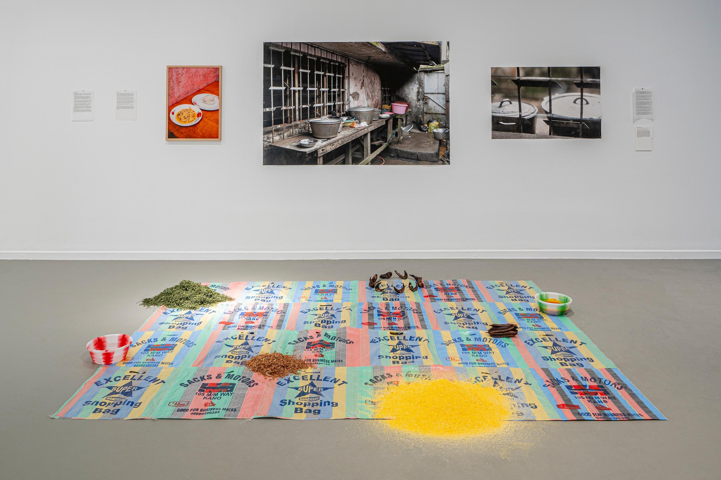 Inauguração da exposição \'Ese doble movimiento entre la distancia y la fuga\'