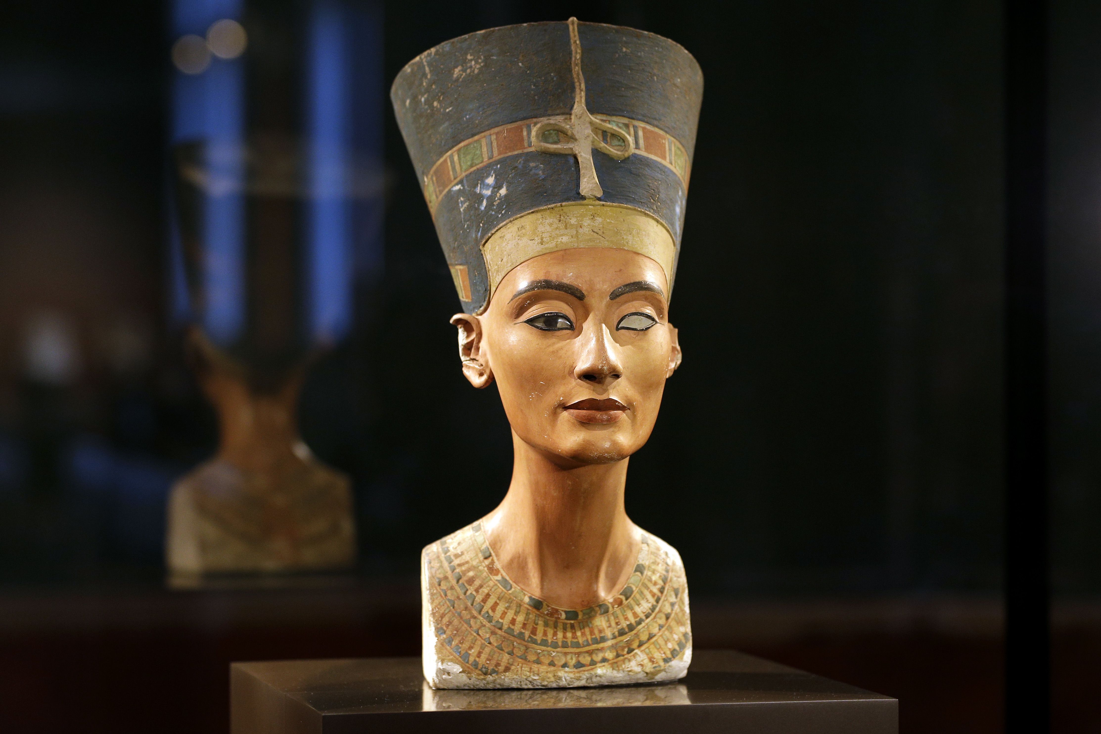La tumba de Nefertiti podría esconderse junto a la de Tutankamón
