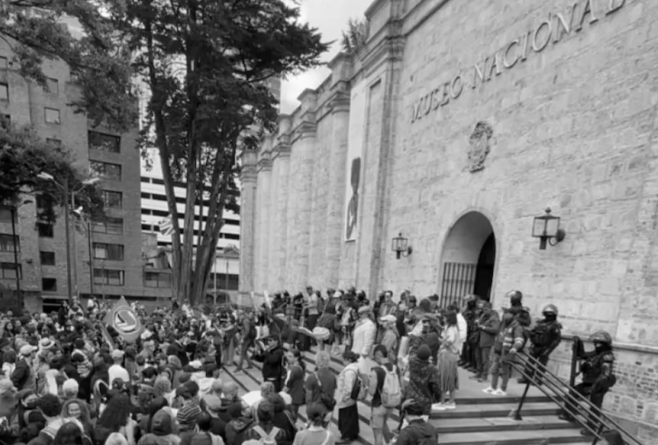 Seis museos colombianos se rebelan contra la retirada ideológica de obras del Museo Nacional
